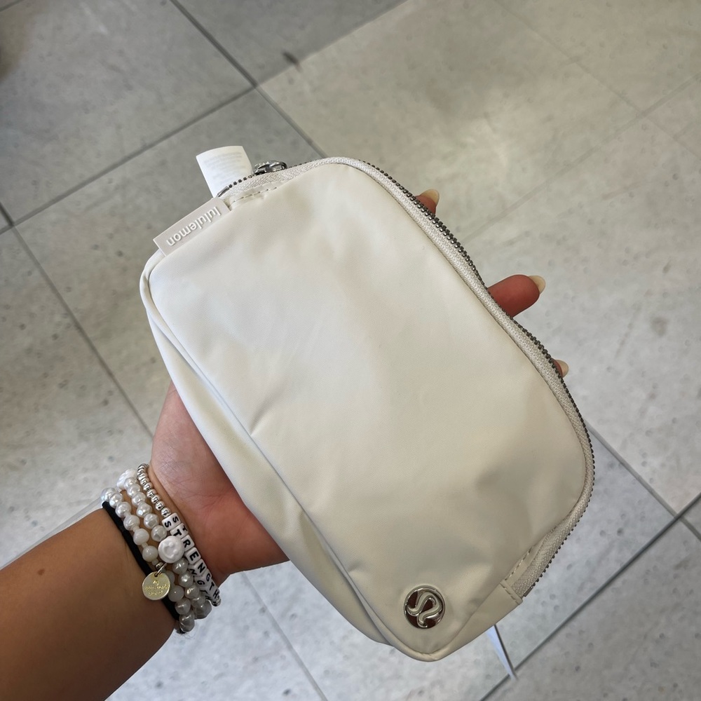 Lululemon belt bag